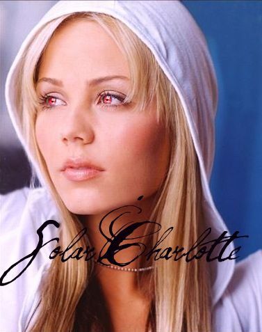 SolarSueQ's profile picture. 