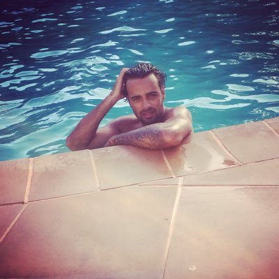 Valflahutez's profile picture. 