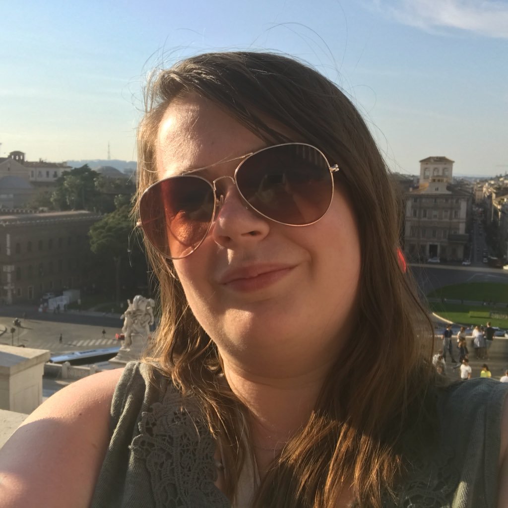 lauracloke07's profile picture. Lifestyle Youtube Creator, Podcast Host, Digital Artist & Entrepreneur. 💜 Inspiring & Teaching Multi-Passionate Creatives To Live The Life That They Love. 💜