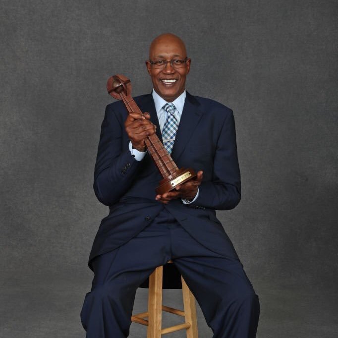 The official Twitter account of @hoophall Hall of Famer George McGinnis. God first!