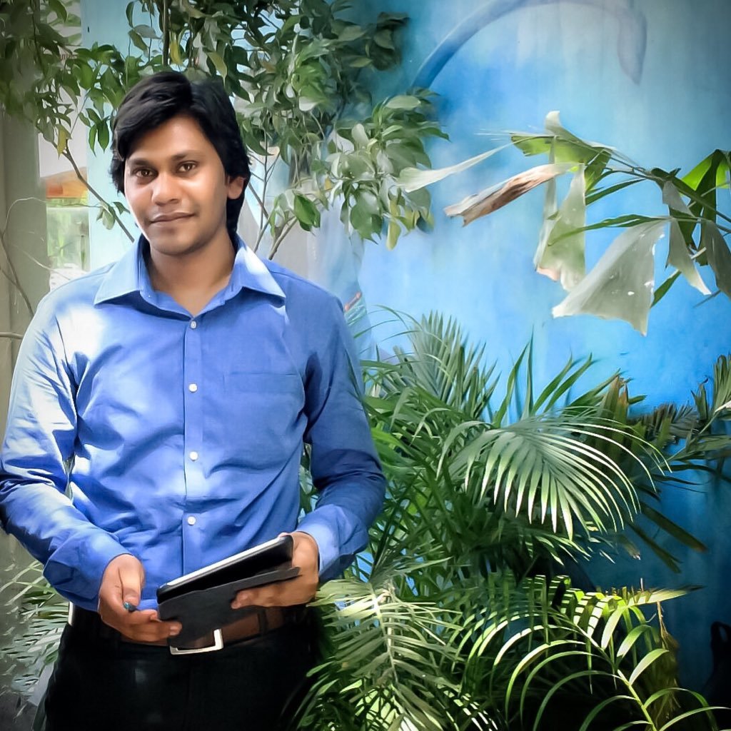 Samm_Prajapati's profile picture. 