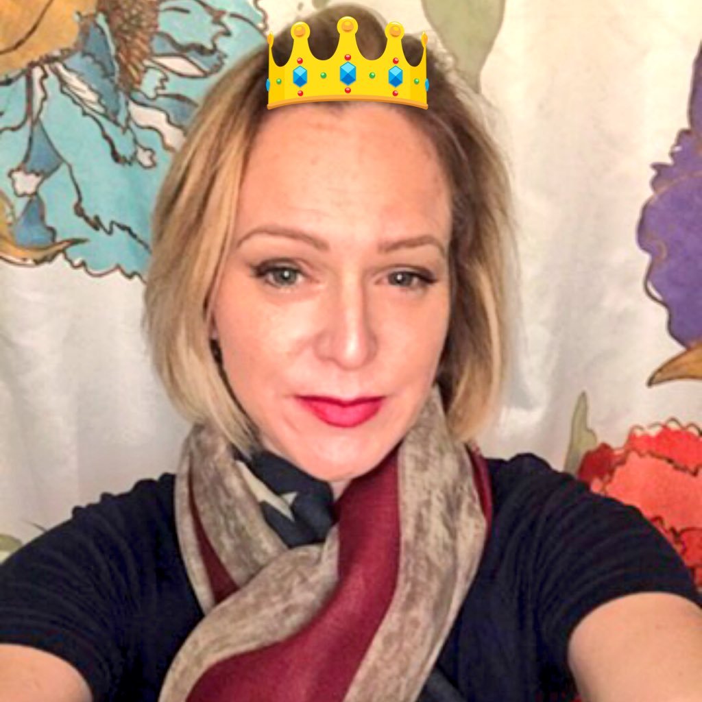 Krystalwalls11's profile picture. 