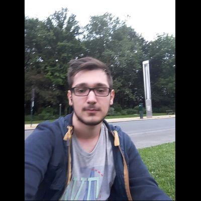 uguronay06's profile picture.