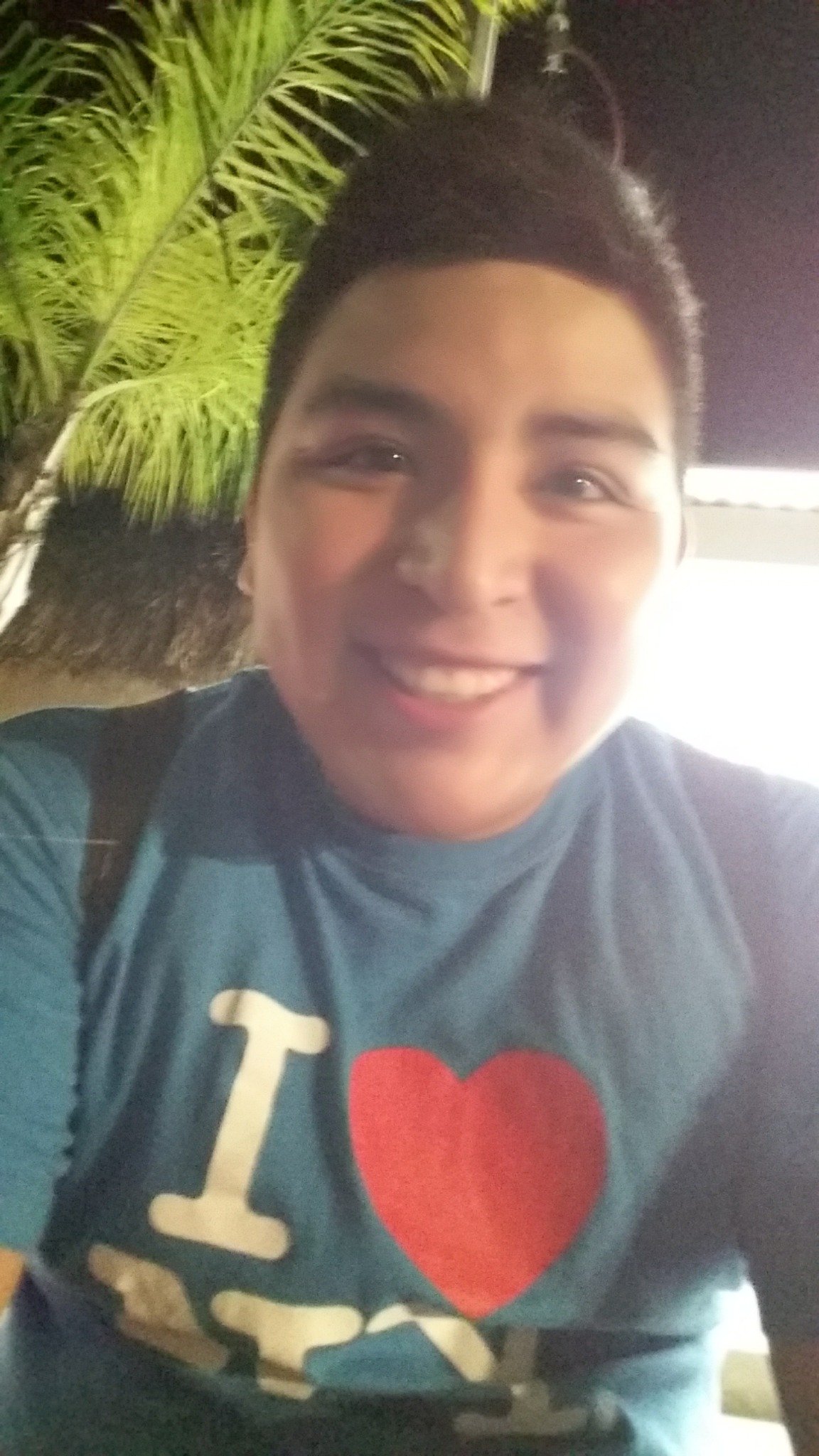 Charly_Rosa22's profile picture. Sigeme / Carlos De La Rosa