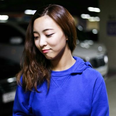 [RP, NOT THE REAL LUNA/루나 아닙니다] part of f(x), Singer, Dancer. find me on IG : Hermosavidaluna
 | 루나loves미유 💜 Luna's Alphabet | 
 #TEAM62SMTOWN