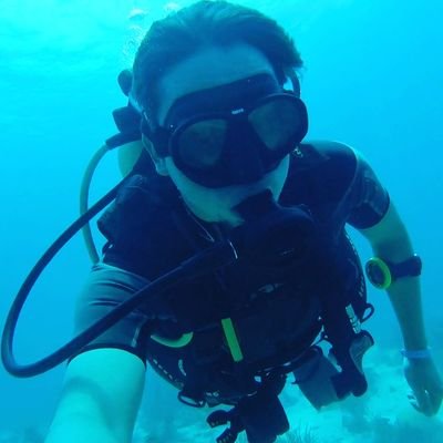 Coder. Coffee lover. Researcher wannabe. Opinions are my own. 🇻🇪
