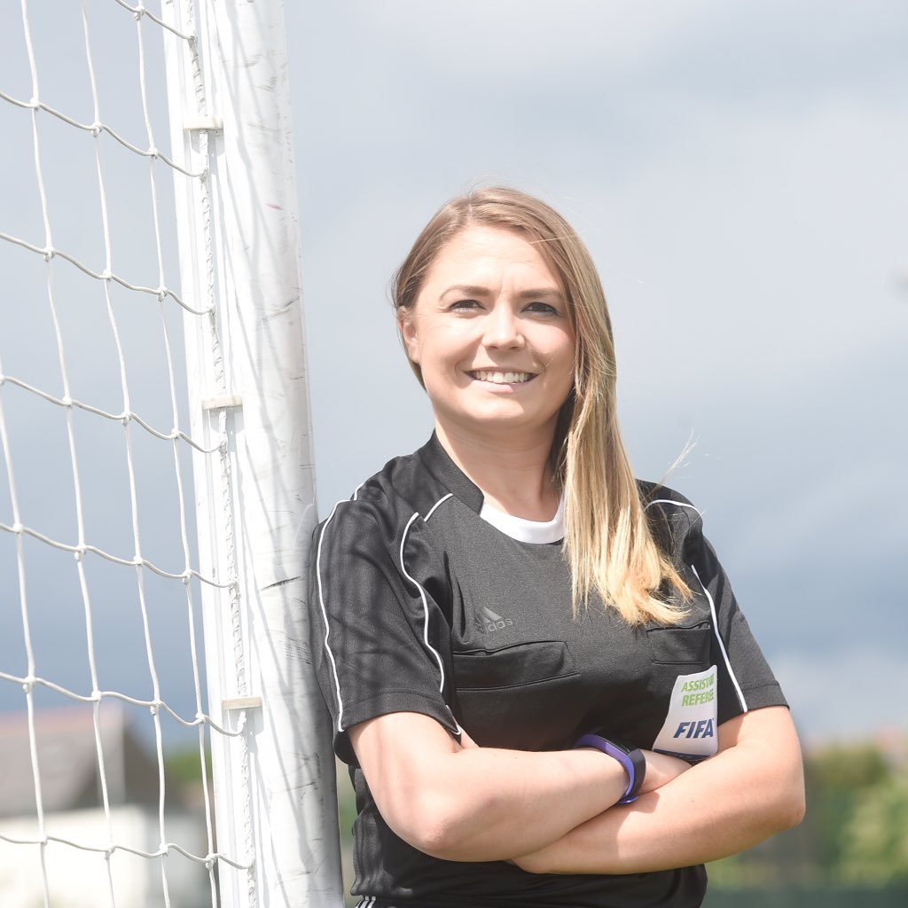 FIFA Assistant Referee & passionate about getting more females involved in refereeing ⚽️. All views are my own
