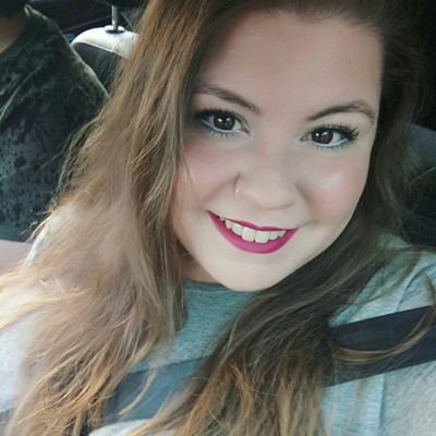 lauragn2's profile picture. Be a flamingo in a flock of pigeons. Mother of dogs and birds.🐕🐦