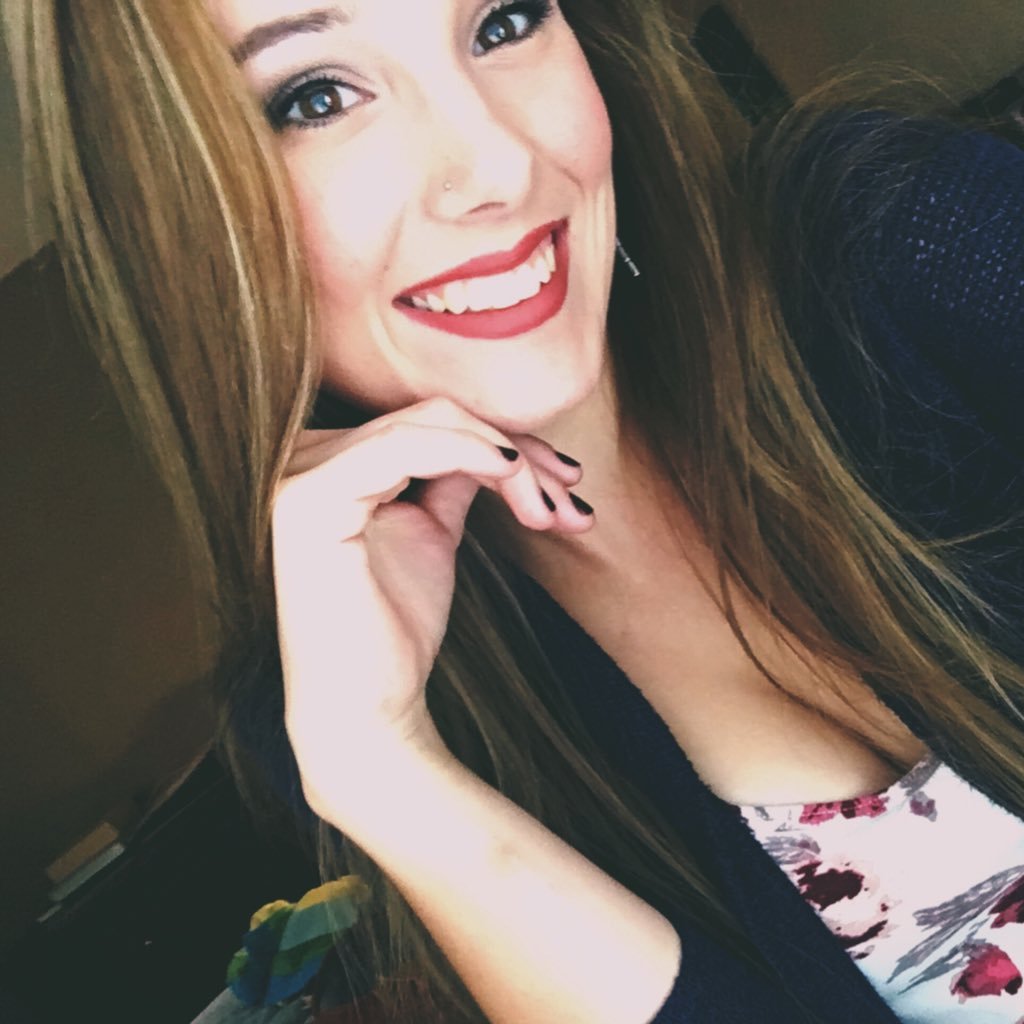 AmandaLBrougher's profile picture. it’s just Twitter y’all