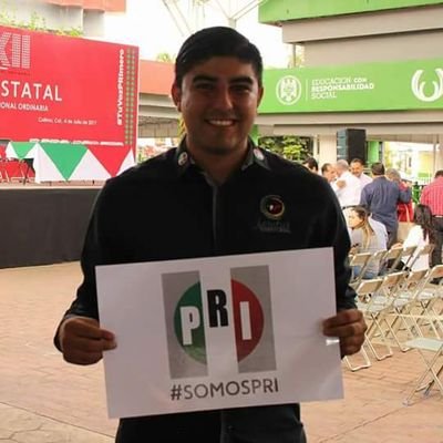 Secretario General de la @jtcolima Fundador de la Asociación Civil @INNSOAC, Villalvarense por tradición #JuventudEnMovimiento