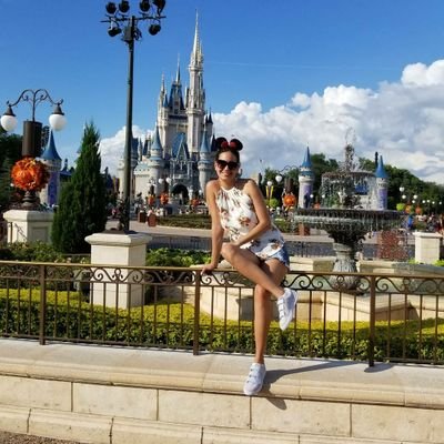 astricitabaute's profile picture. Mujer, Ing. Agrónomo,  Coord. De Control de Calidad e Higiene,  ex modelo, simpática y extrovertida. Me gusta la playa, la buena comida y la naturaleza !