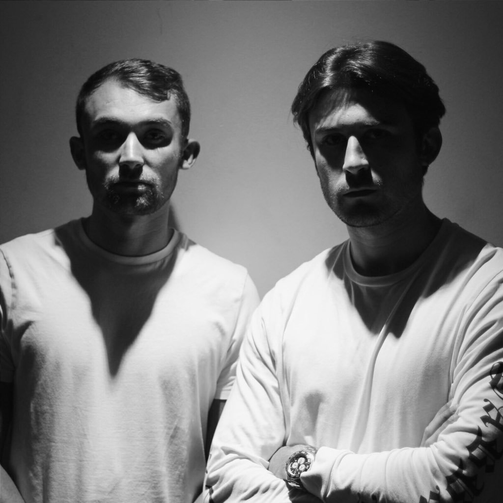 UK #techhouse DJ & Producing duo, formed of Liam Mouncer and Dan Bowyer. Contact eldeukinfo@gmail.com for bookings.