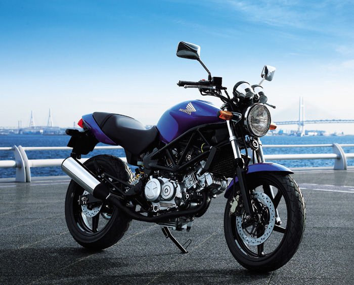 yuu03457's profile picture. バイク好き！ツーリング大好き！！！ ずっとバイクに乗っていたい…。無言フォローお許しを！ツーリング仲間沢山欲しいです！最近歳上彼女できてテンション高めです🌟恋愛研究中😊