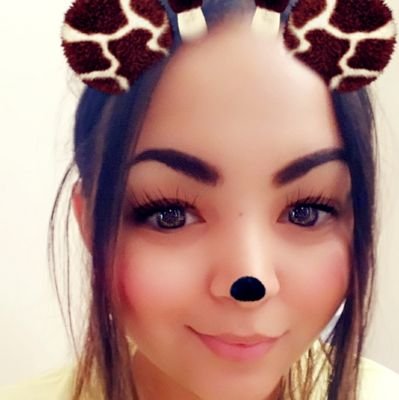 damarisd86's profile picture. I'm a twin, a college student, and I work at LGH