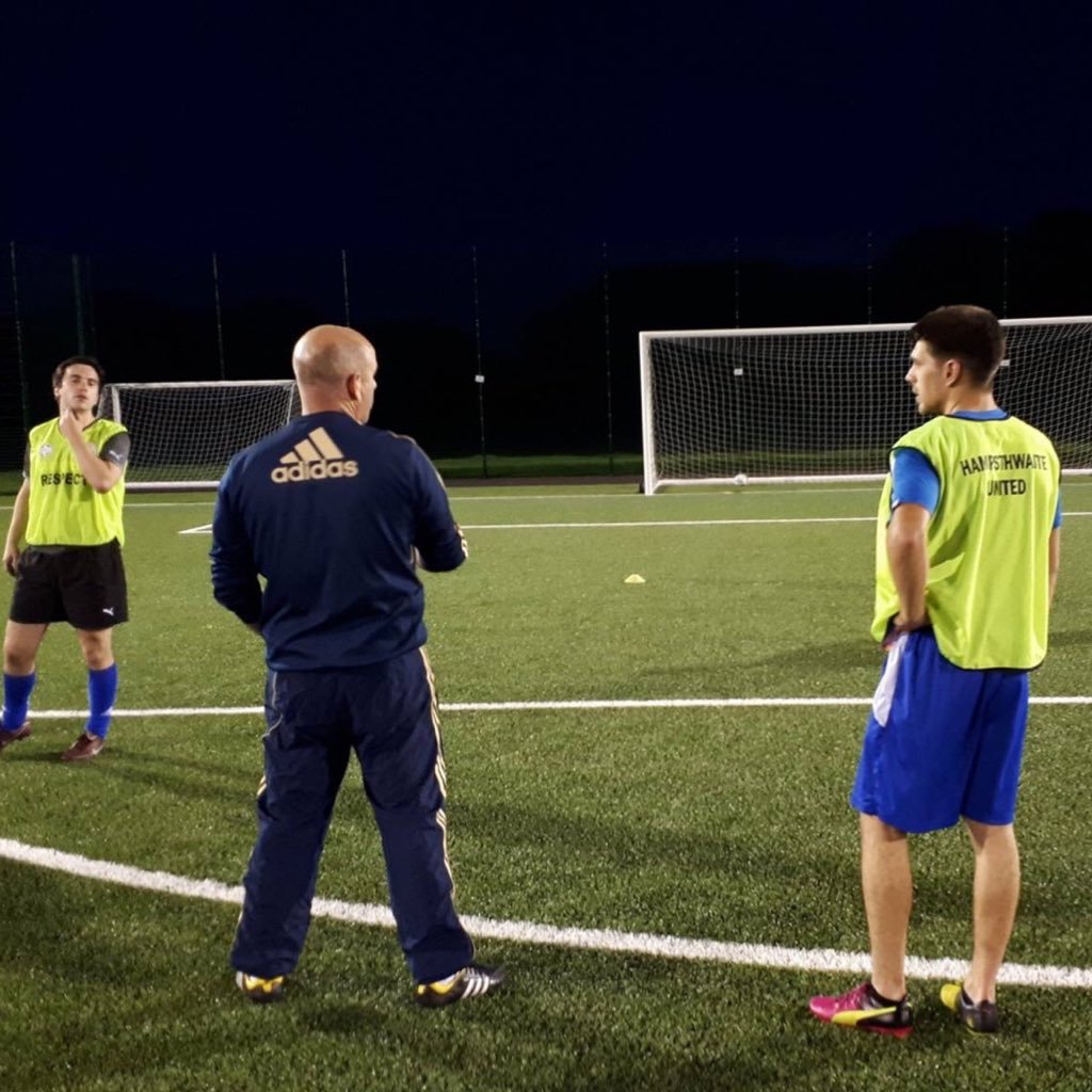 #UEFA licensed coach ⚽️ #Football ⚽️ Men’s & Women’s coach ⚽️ opportunities welcome ⚽️ @cardiffdevils Fan 🏒 @chelseafc fan 💙& 🇦🇪 is my paradise