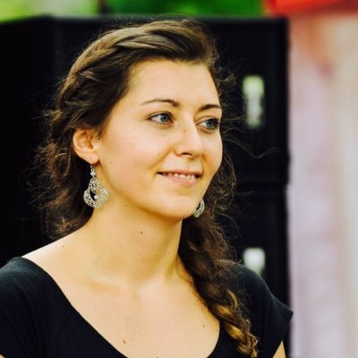 Chrisa_m's profile picture. Brot und Rosen