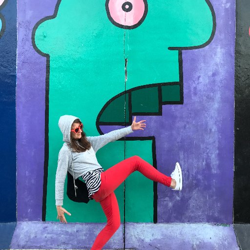 Sr. UX Manager @Shopify. Color junky, eagle eye pixel perfect nerd and hiker.