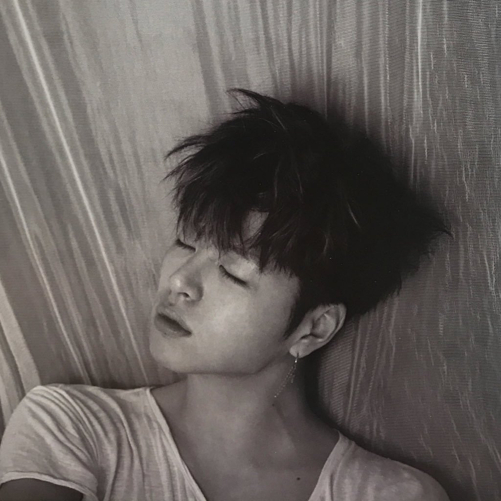 หลงและรักไม่เคยเปลี่ยนแปลง. iKON | WINNER          คัมแบคแล้วจ้าาาากลับด้อมๆหลังจากหายไปนาน