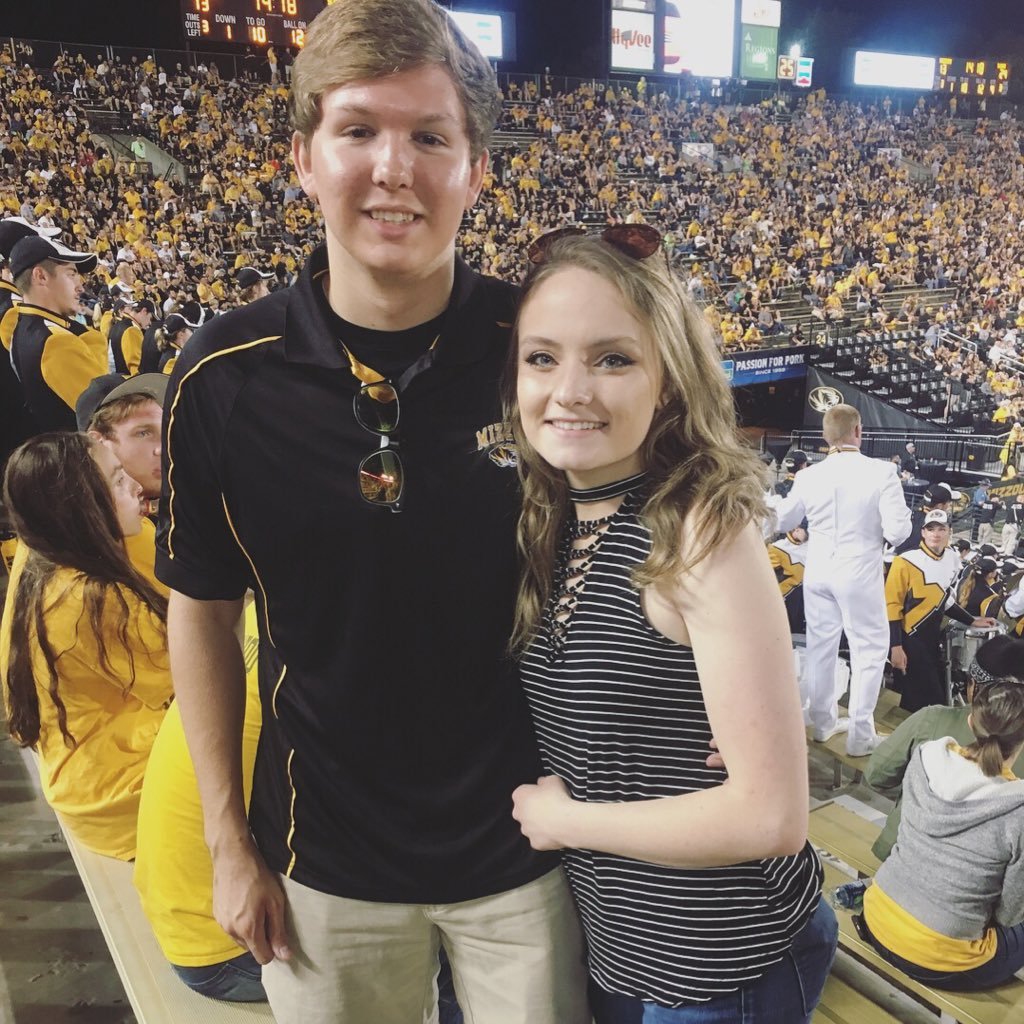 EmilyCHurst's profile picture. 2-14-15❤️