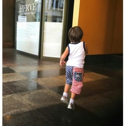 SRKsdr's profile picture. To me Twitter means SRK.