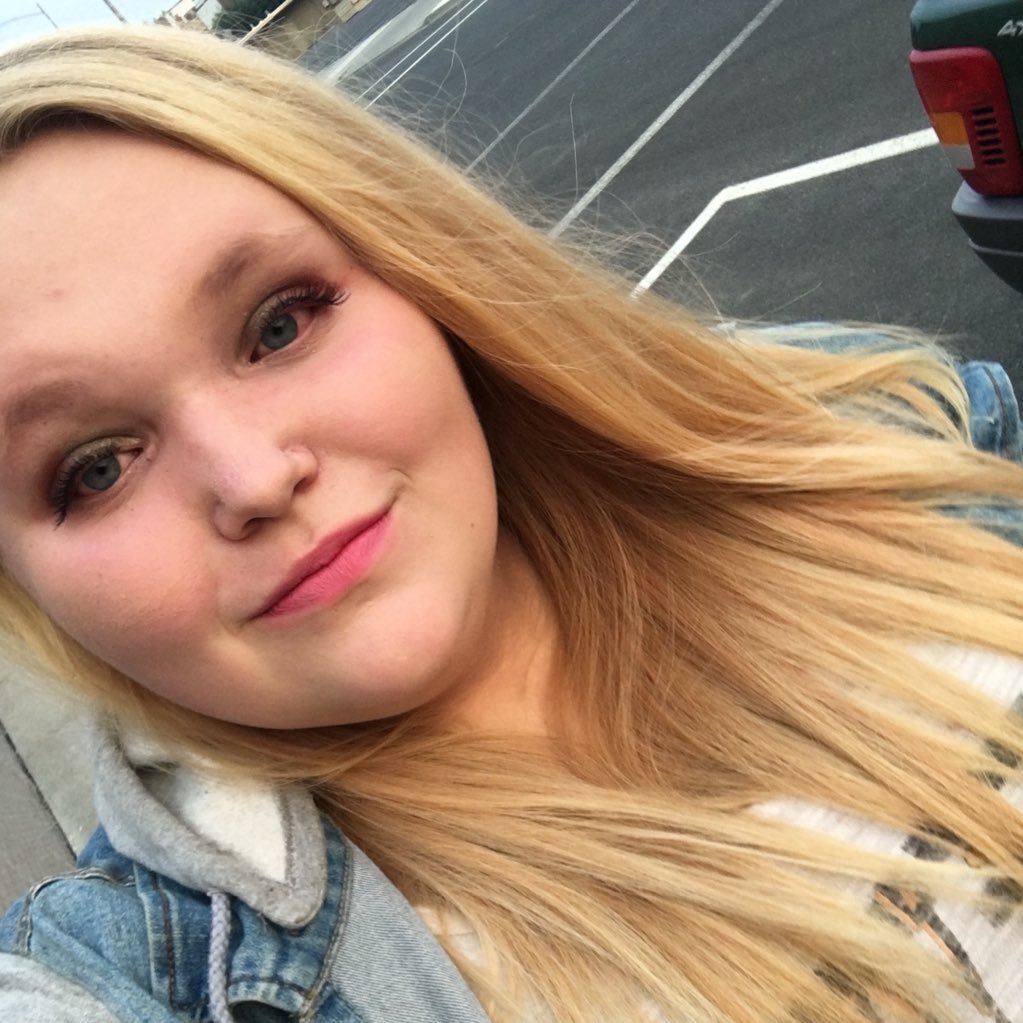 Hey I'm Amy. I love all kinds of music. follow me on insta FLUFFY_UNICORN1999
