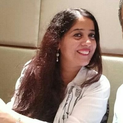 Ex Army officer, Procurement Consultant, crazy mom, SGI Buddhist, Dreamer, poet, cooking up a storm in my kitchen. Instagram 👉 @riyacooks