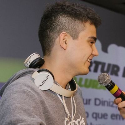 artdiniz's profile picture. Faço sites e dou aulas sobre isso na Caelum e na Alura. Sempre estou em uma maratona Netflix e aceito recomendações. Faço drinks também.