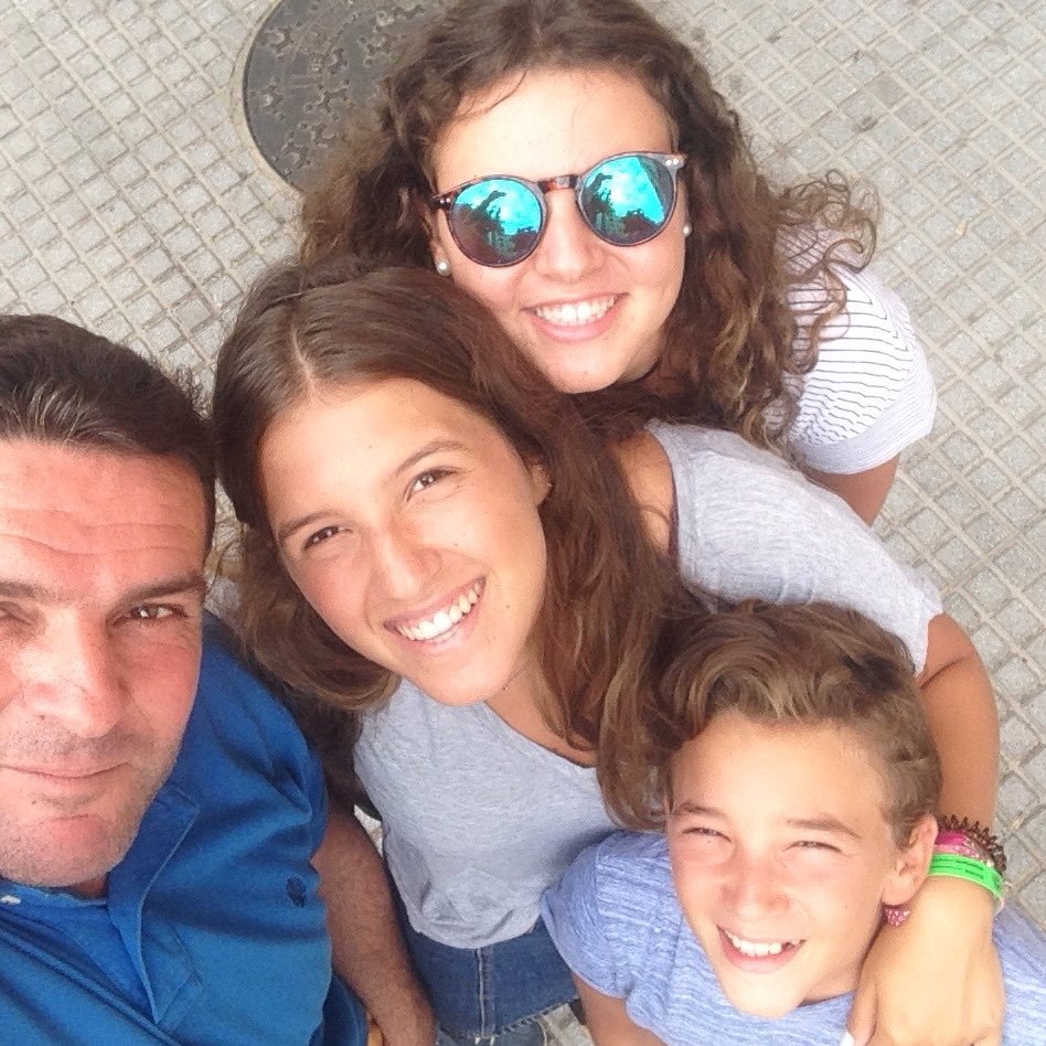 luisclarosmo's profile picture. Cofrade de la ciudad genial Malaga. #cadadiasaleelsol #locosano