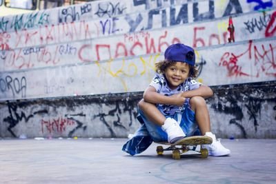 Pretinho do poder. Muito estilo para os pequenos 💙 Estilo
