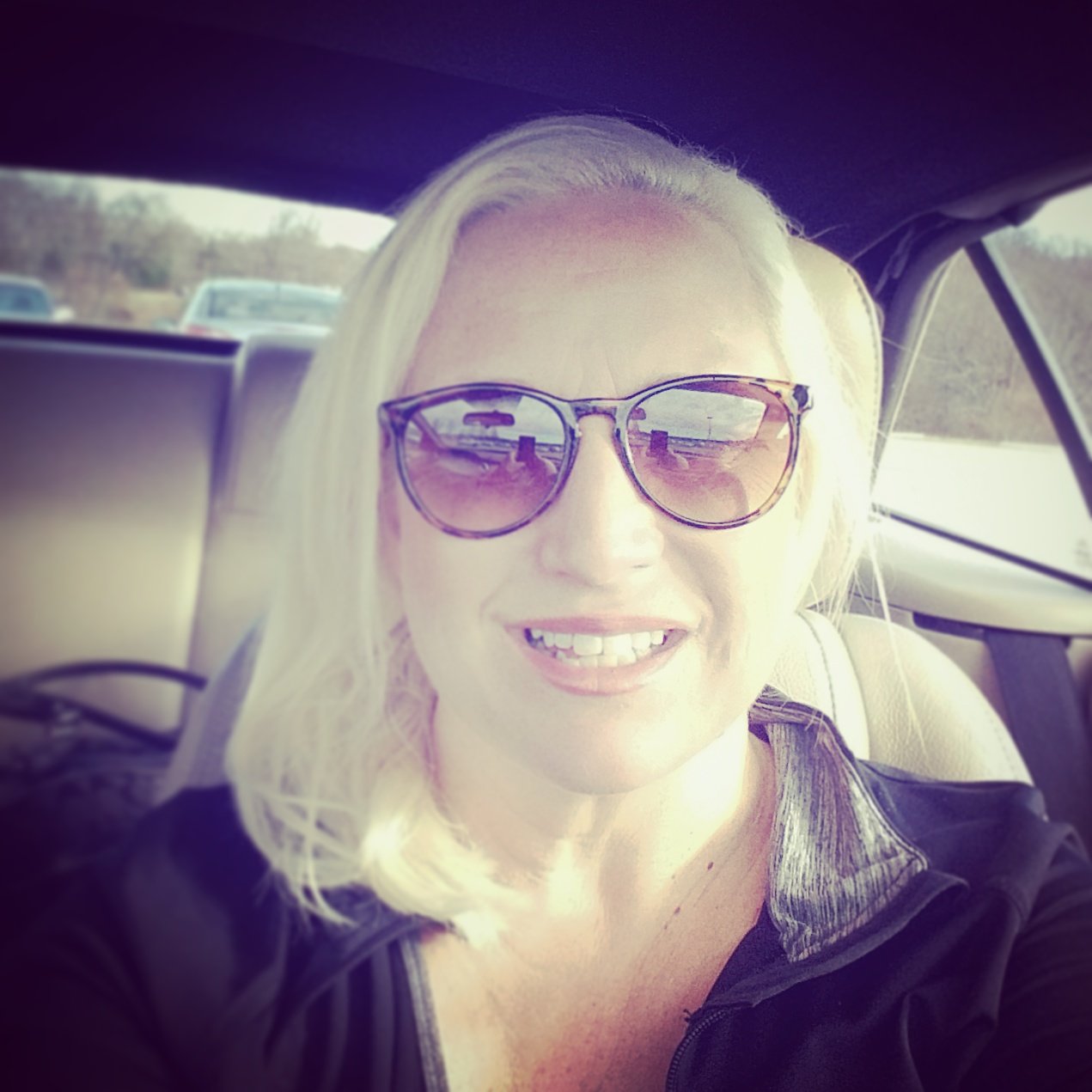 Lovin life, Always Positive, Passion for Sports, Fashion, and Pop Culture. I Love my kids and my newfie like CRAZY!