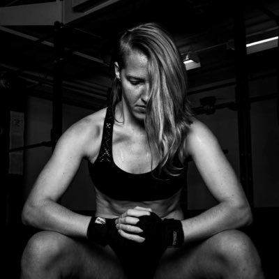 Health & Fitness Professional // Model & Actress // Professional Photographer // Outdoor Adventurer // Asheville, NC
