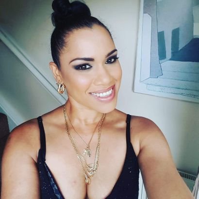 AnitaExstasy's profile picture. 