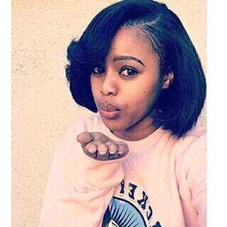 Angelin28300793's profile picture. 