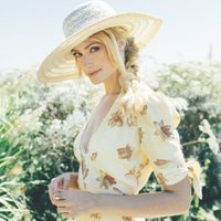 Beth Behrs(@BethBehrs) 's Twitter Profile Photo