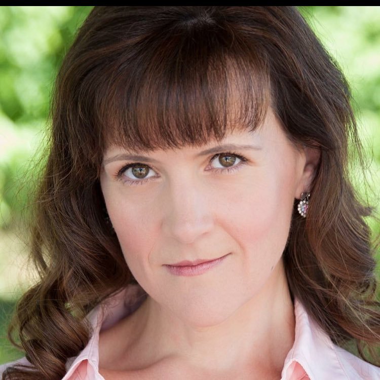 RealLisaWright's profile picture. 