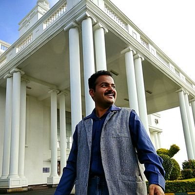 TheAshishArun's profile picture. Data Engineer 💻📊 | @ColoradoStateU 🐏 Alum| ಕನ್ನಡಿಗ 🟡🔴 | 🇮🇳 🇺🇸 | #AIEnthusiast🚀 | #AnimeBuff|🐦 Tweets are personal