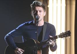 Happy Birthday 🎉🎁
to the best 👑
Idol ❤
Singer👅
Bandmate 🌼
and so much more 🙈
in short the best person a man can ever be 😘