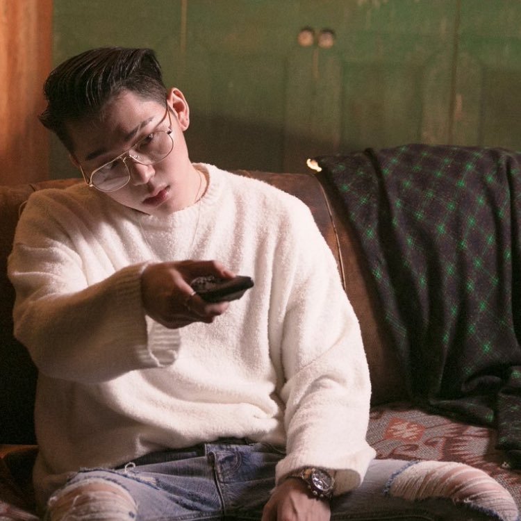 whyzico's profile picture. 🌏BLOCKB❤️BBC🐝