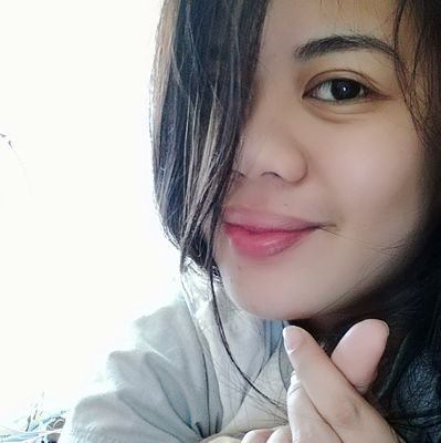 I am who I am, either you like me or you don't. I don't care, it's my life. 😘😘