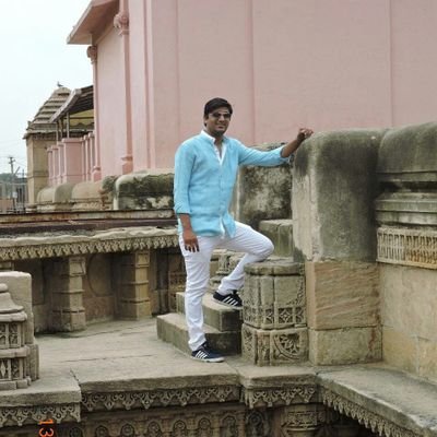 AashuVerma02's profile picture. #Achiever | #Software Engineer|