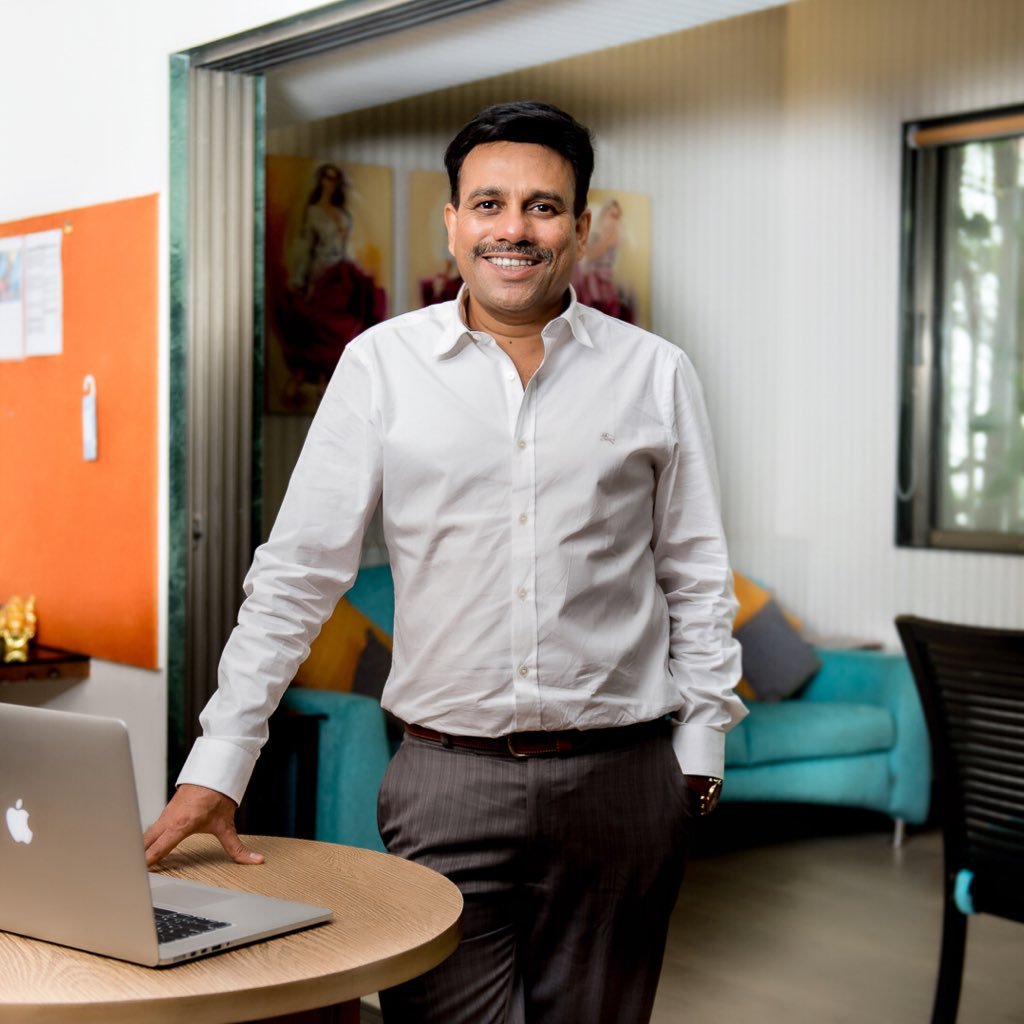 Vipul D Shah Profile