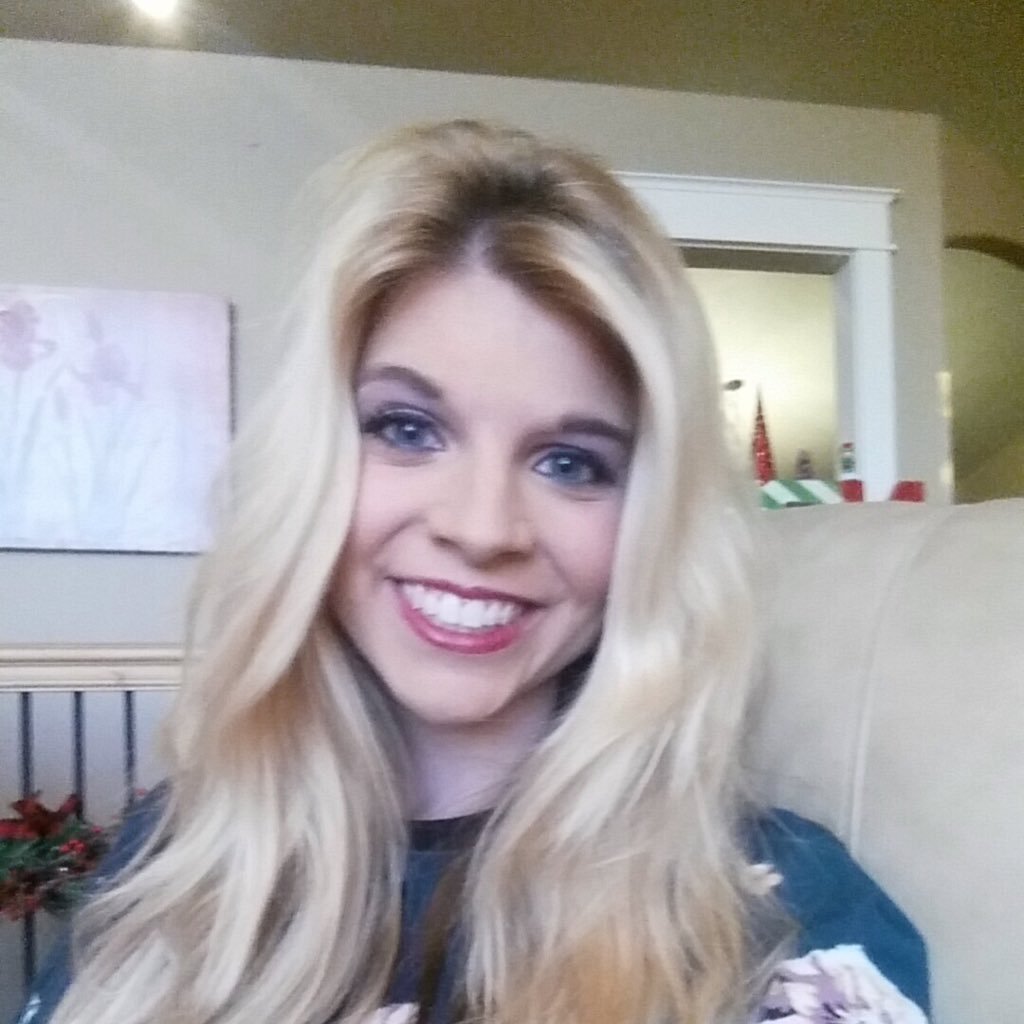 julianne5giles's profile picture. 22, married and lover of anything Diet Coke and luke Hansen