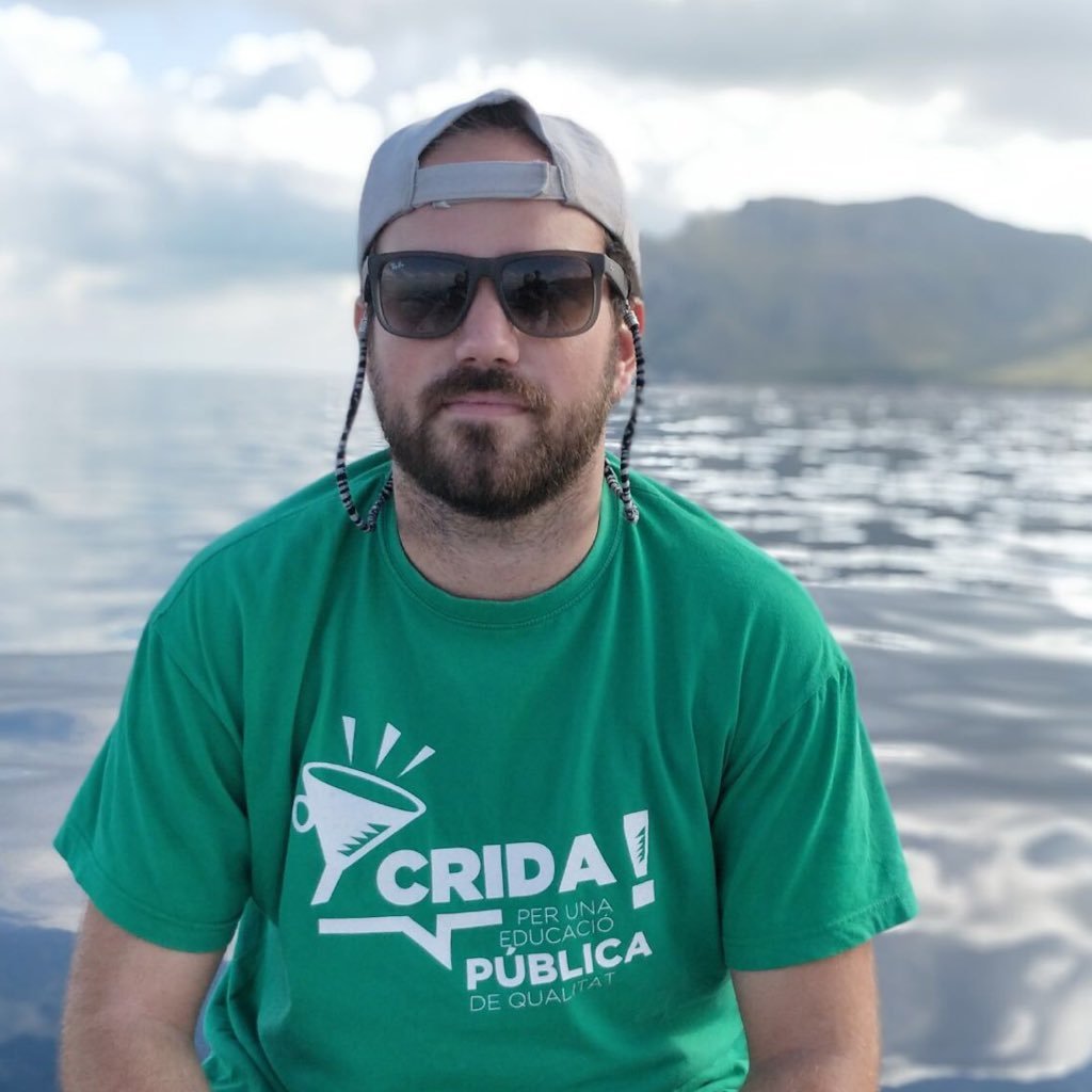 J4umet17's profile picture. Mestre. Clarinetista i director de la Banda de música de Bunyola. Entrenador del CVB 🐸💛🖤