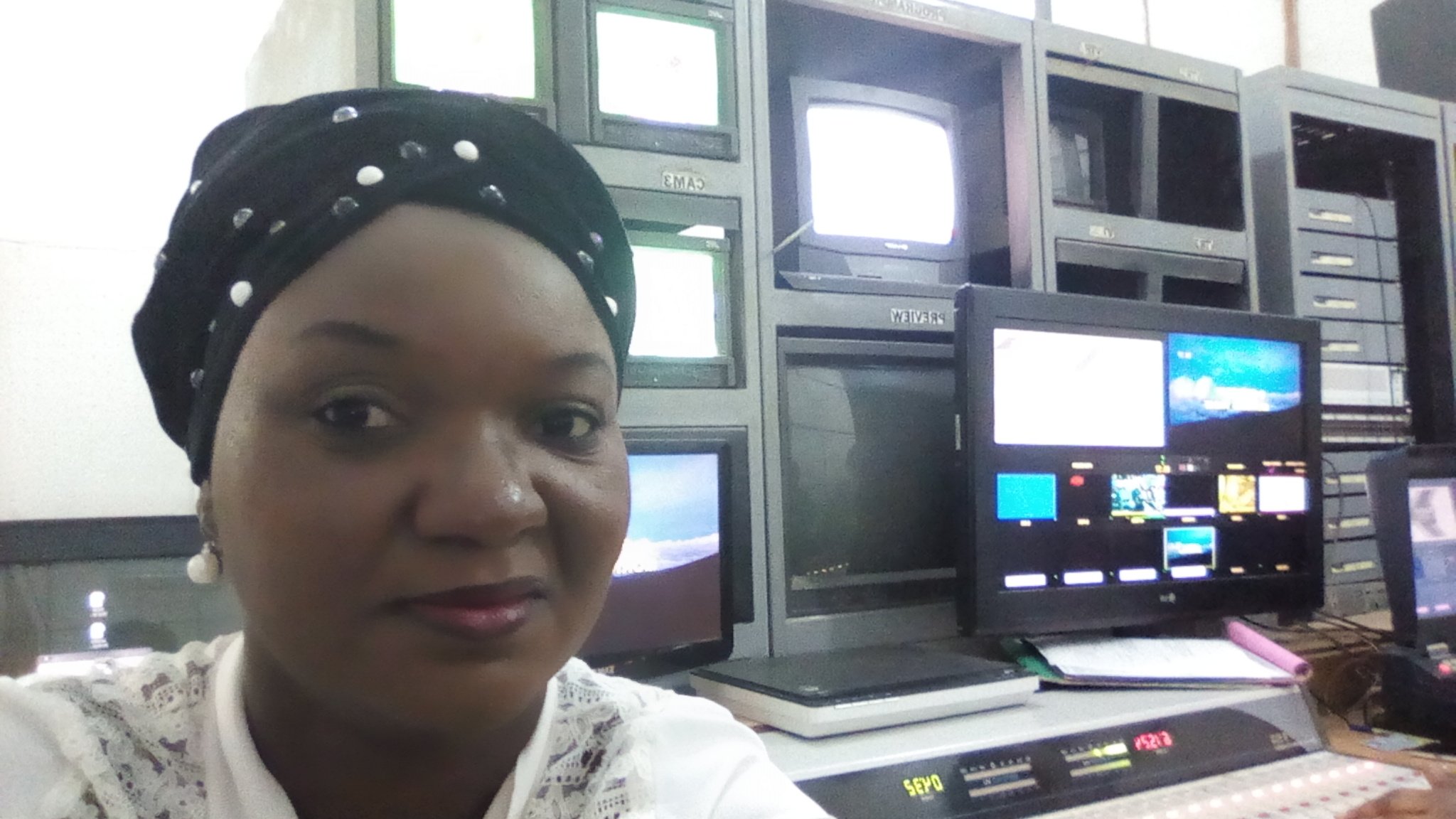 allfuturevoice's profile picture. I Love Journalism & Am Proud of Who I am. My Future is Better Than My today & past. My Gender is Amazing.
I Am For Solution Journalism #brainyboldandbeautifulme