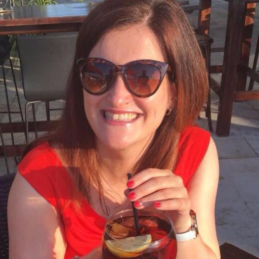 Mum of 3 👩‍👧‍👦👶🏻 Accountant 💰 Gym goer 🏋🏻‍♀️ Boxer owner 🐶 Lover of life! 💃🏻 Owner of @influential_acc