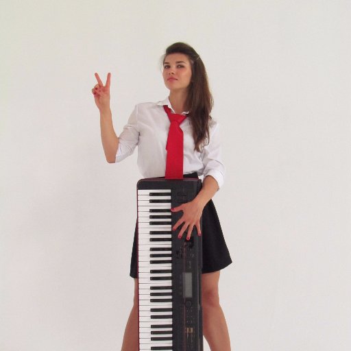 Музыкант. Клавишница. Пианистка. Играю в кавер-бенде и авторской группе. #музыка #искусство #клавишник #кавербенд #грани #музыкант