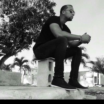 JJSantanaBerry's profile picture. Meet the Orphans_