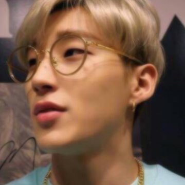 An account dedicated to tweeting Jongup reminders about wearing his glasses
Bang Yongguk replied to me on Vlive 171110
Jongup named me.
FAN ACCOUNT