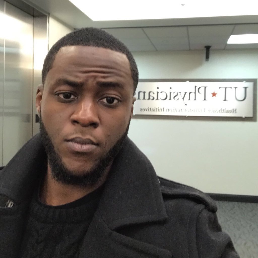 Devin_Culberson's profile picture. Living the life. 
Accomplishing dreams.
Setting Standards.