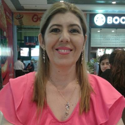 hija de DIOS, y solo con DIOS administradora publica. ..📚